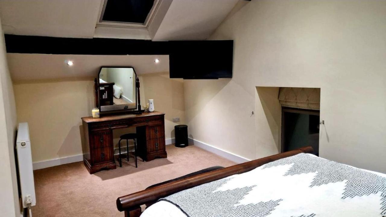The Garden Bar Rooms Baildon Exterior photo